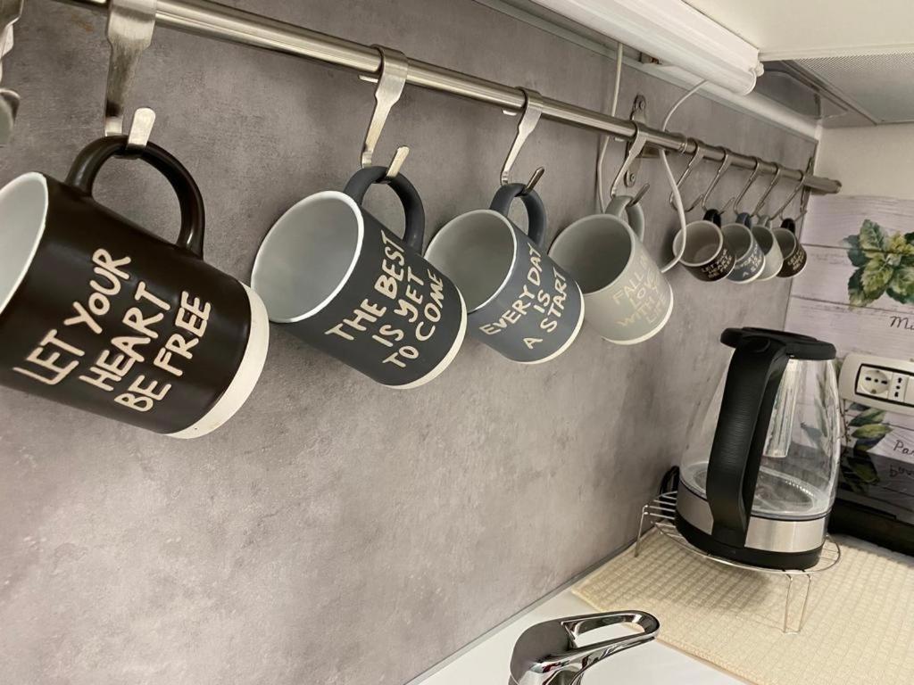 Iris Apartment, Comfort E Stile Nel Cuore Di Bisceglie Exterior foto
